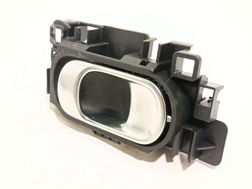 Used Front left interior door handle Front left interior door handle CITROËN C5 AIRCROSS (A_) 1.6 Hybrid (181 hp) 40081360 40081360