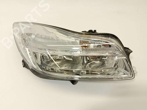 Used Right headlight Right headlight OPEL INSIGNIA A (G09) 2.0 CDTI (68) (131 hp) 40179378 40179378