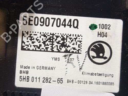 AC Styreenhet / Manøvreringsenhet SKODA OCTAVIA III Combi (5E5, 5E6) 2.0 TDI 4x4 | BP29527030I5 