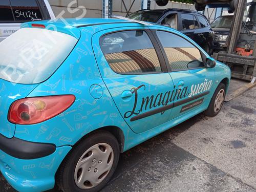 Right headlight PEUGEOT 206 Hatchback (2A/C) 1.1 i | BP29564632C29 