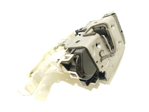 front-right-lock-mercedes-benz-c-class-t-model-s204-2007-2008-2009-2010-2011-2012-2013-2014-34579127 main image