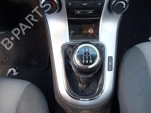 Left headlight CHEVROLET CRUZE (J300) 2.0 CDI | BP23190398C28 