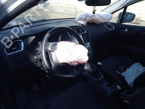 Front slam panel CITROËN C4 II (NC_) 1.6 BlueHDi 120 | BP28113602C72