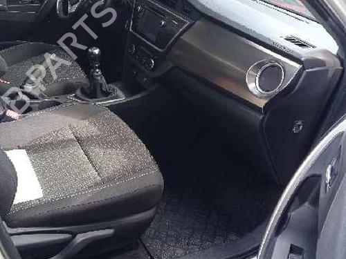 Instrument cluster TOYOTA AURIS (_E18_) 2.0 D-4D (ADE186_, ADE186R) | BP24398227C47 