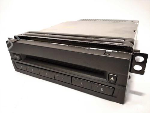 Used Radio Radio 5579467 5579467