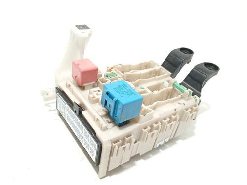 Used Fuse box Fuse box 32698191 32698191