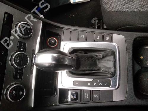 Fuse box VW PASSAT B7 (362) 2.0 TDI | BP6806960E1  - Image 12