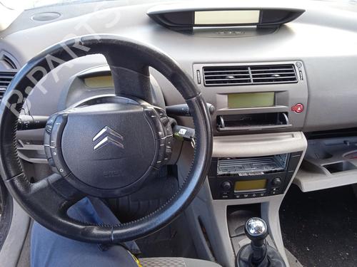 Fuse box CITROËN C4 I (LC_) 1.6 HDi | BP27808117E1