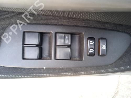 Left front window switch TOYOTA AURIS (_E15_) 1.4 D-4D (NDE150_, NDE150R) | BP31190315I27 