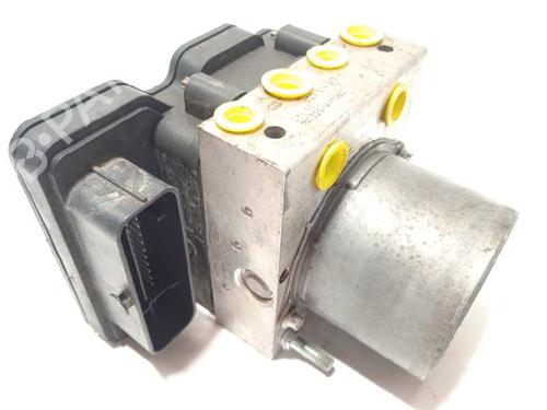 Used ABS pump SKODA FABIA III (NJ3) [2014-2021]  13571700