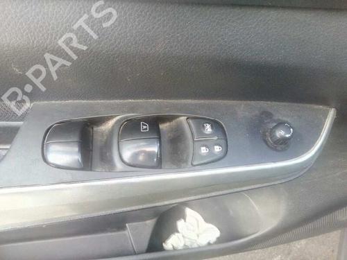 Fuse box NISSAN NAVARA NP300 Pickup (D23, D23T) 2.3 dCi 4x4 (D231) | BP4972108E1 