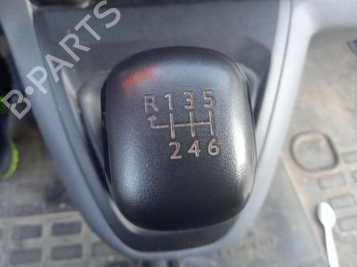 Left front steering knuckle PEUGEOT EXPERT Van (V_) 1.6 BlueHDi 115 | BP19792604M25 