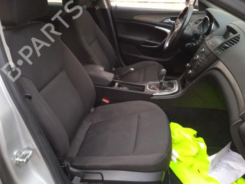 Front bumper OPEL INSIGNIA A (G09) 2.0 CDTI (68) | BP23132899C7