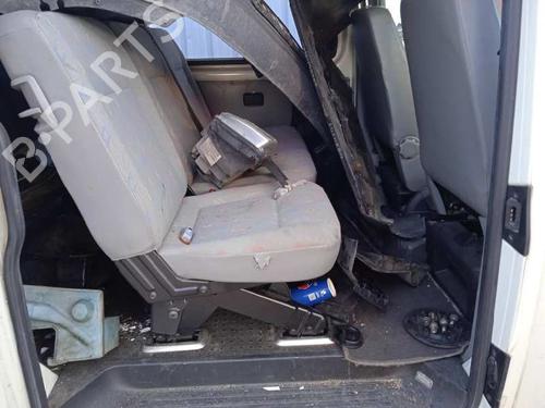 Front left lock VW TRANSPORTER T5 Bus (7HB, 7HJ, 7EB, 7EJ) 2.5 TDI | BP15896738C98 