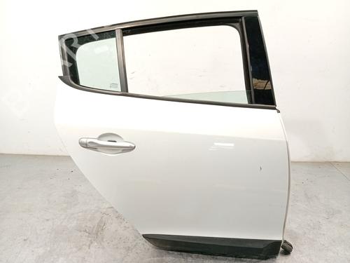 right-rear-door-renault-megane-iii-hatchback-bz01_-b3_-2008-32703443 main image