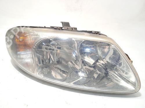 Used Right headlight CHRYSLER VOYAGER IV (RG, RS) 2.4 (147 hp) 18906431