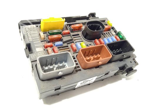 Used Fuse box PEUGEOT 5008 (0U_, 0E_) 1.6 HDi (110 hp) 27703037