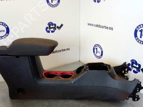 armrest-center-console-jeep-renegade-suv-bu-b1-bv-20-crd-4x4-5ux18ls5aa-5ux25lxhaa-2014-7162802 main image