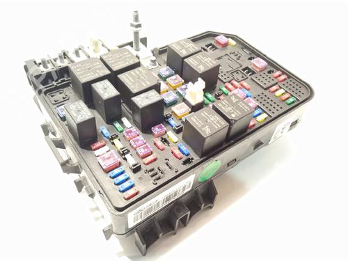 Used Fuse box Fuse box 16659322 16659322