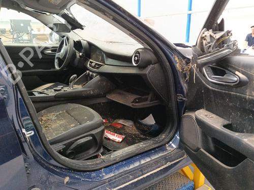 Left sun visor ALFA ROMEO GIULIA (952_) 2.2 D (952AEM250, 952AEA250) | BP36434922I1 - Image 23