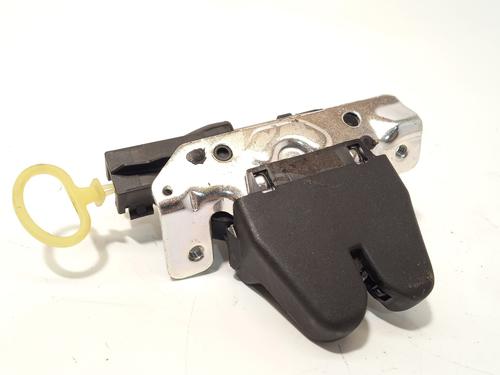 Used Tailgate lock MERCEDES-BENZ C-CLASS (W205) C 220 d (205.014) (194 hp) 29061307