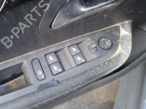 Left front window switch PEUGEOT 208 II (UB_, UP_, UW_, UJ_) 1.2 PureTech 100 | BP28973973I27 