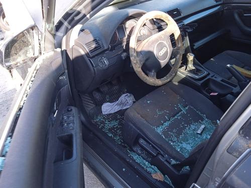 Left headlight AUDI A4 B7 (8EC) 1.8 T | BP27693476C28 