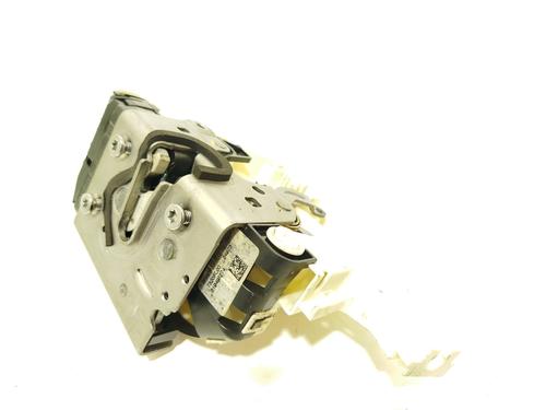 rear-left-lock-jeep-renegade-suv-bu-b1-bv-2014-34461832 main image