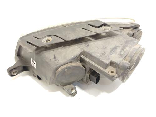 Right headlight VW PASSAT B6 Variant (3C5) 2.0 TDI 16V | BP28153166C29