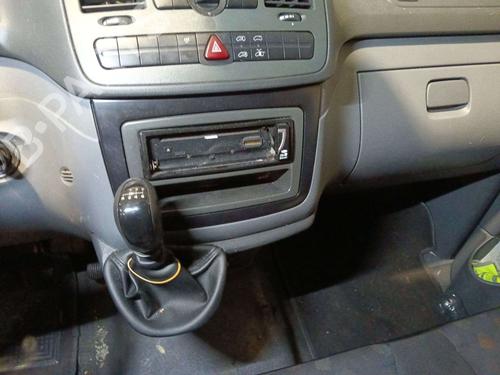 Left headlight MERCEDES-BENZ VITO Bus (W639) 111 CDI (639.701, 639.703, 639.705) | BP40229596C28 - Image 32