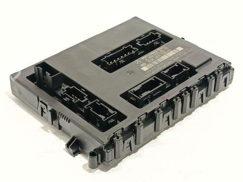 electronic-module-mercedes-benz-a-class-w169-2004-2005-2006-2007-2008-2009-2010-2011-2012-36841168 main image