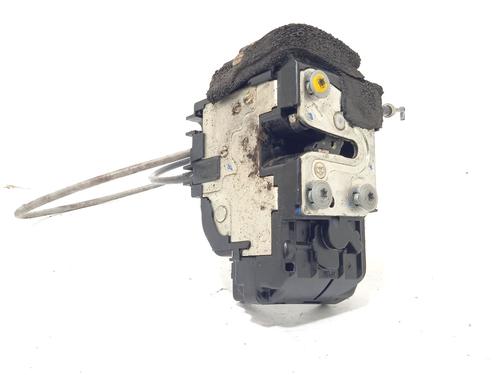 front-right-lock-nissan-nv200-van-2010-37293573 main image