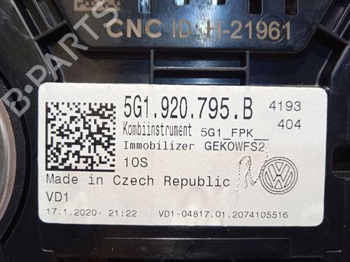 Instrument cluster VW GOLF VII (5G1, BQ1, BE1, BE2)  | BP21018130C47 