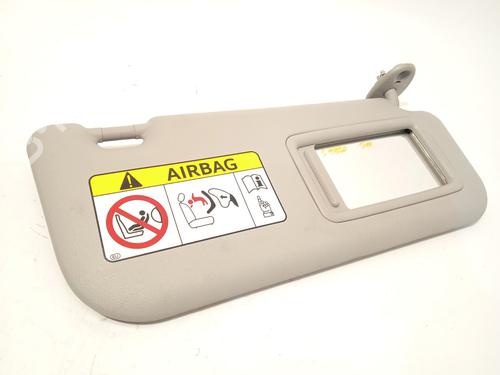 Used Right sun visor TOYOTA YARIS (_P21_, _PA1_, _PH1_) 1.5 (MXPA11) (125 hp) 23878897