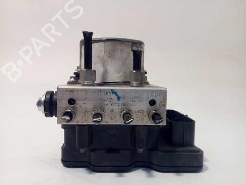 Used ABS pump RENAULT KADJAR (HA_, HL_) [2015-2026]  9702839