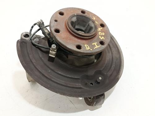 Mozzo anteriore sinistro Mozzo anteriore sinistro IVECO DAILY VI Van 35S16, 35C16, 40C16, 50C16, 70C16 (160 hp) 36597061 36597061