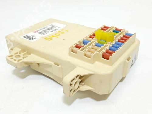 Used Fuse box Fuse box 19286641 19286641