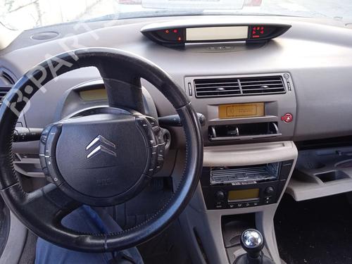 Fuse box CITROËN C4 I (LC_) 1.6 HDi | BP27808117E1