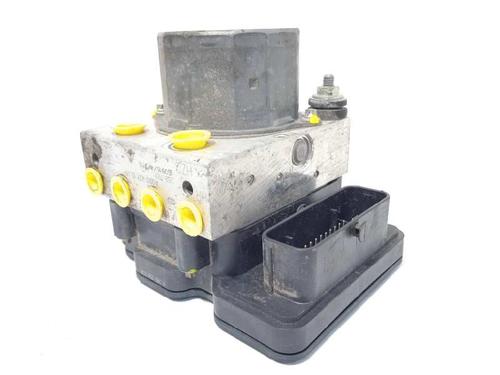 Used ABS pump MERCEDES-BENZ CLA Shooting Brake (X117) CLA 180 d (117.912) (109 hp) 7546392