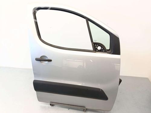Used Right front door Right front door 38325588 38325588