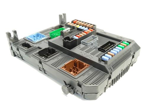 Used Fuse box PEUGEOT 208 I (CA_, CC_) 1.0 VTi (68 hp) 29417929
