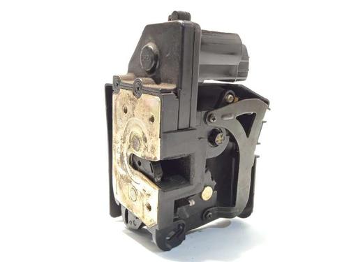 Used Front left lock SSANGYONG RODIUS I 2.7 Xdi (165 hp) 8249211