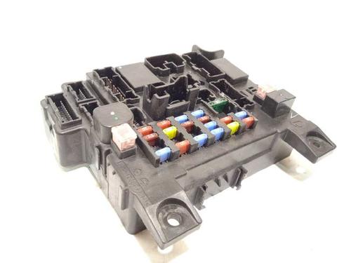 Used Fuse box Fuse box 13320369 13320369
