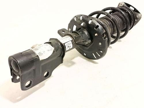 Used Left front shock absorber Left front shock absorber PEUGEOT 3008 II SUV (MC_, MR_, MJ_, M4_) 1.2 THP/ PureTech 130 (MRHNSM, MRHNSU, MRHNSJ, MRHNYW,... (131 hp) 38876236 38876236
