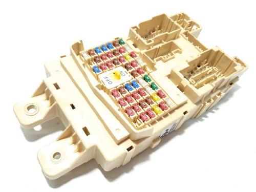Used Fuse box Fuse box 13493077 13493077