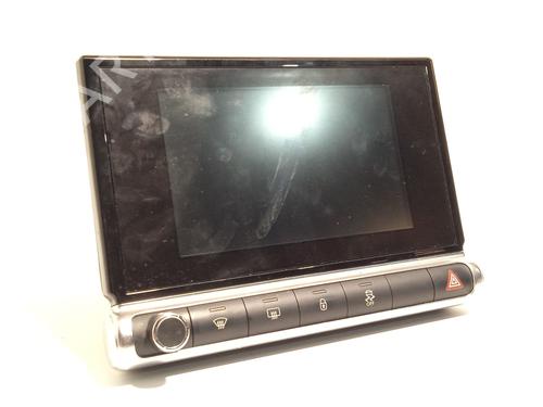 Used Display monitor CITROËN C4 CACTUS 1.2 THP 110 (110 hp) 32289596