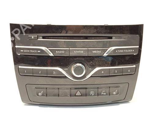 Switch INFINITI Q30 1.6 | BP8327663I30