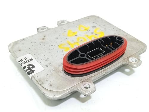 Module xenonverlichting BMW 5 (E60) 525 i (218 hp) 19286878