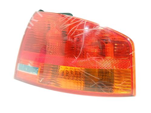 Right taillight AUDI A4 B7 (8EC) 2.0 TDI 16V | BP29401582C35 