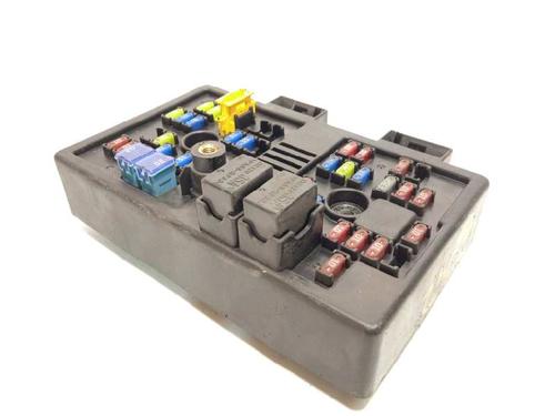 Fuse box CHEVROLET CAPTIVA (C100, C140) 2.0 D 4WD | BP8597040E1 - Image 2